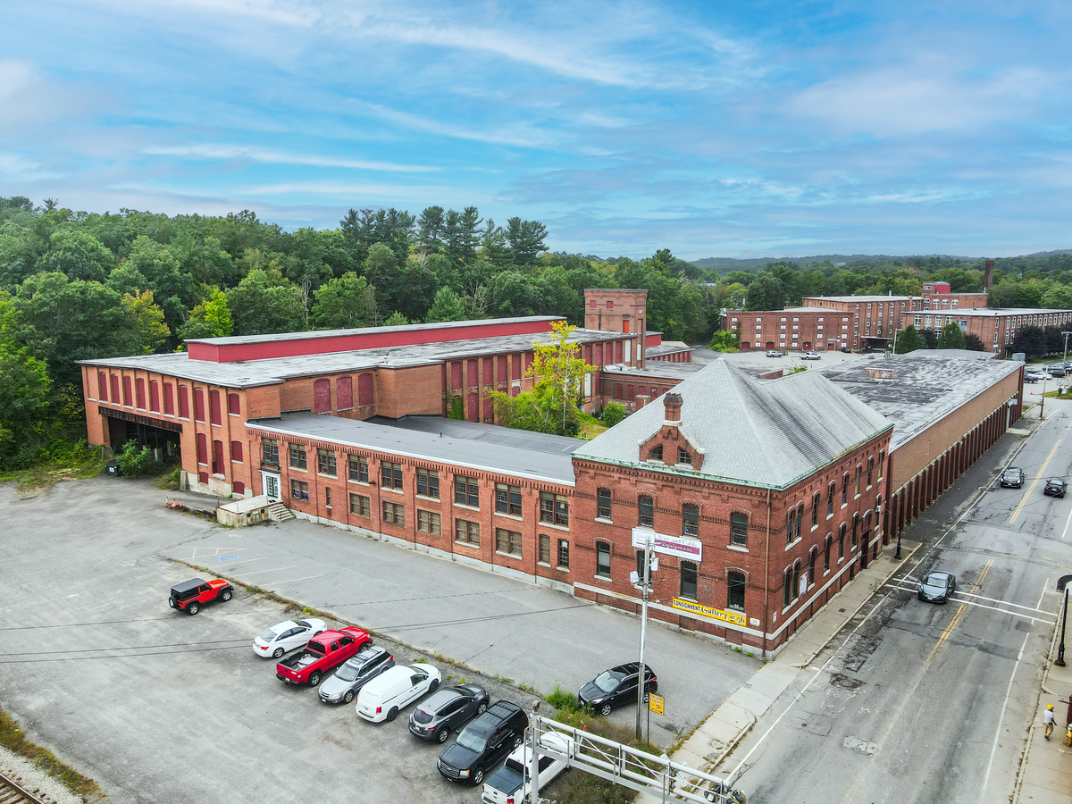 56-Sterling-St-Clinton-MA-Primary-Photo-1-HighDefinition